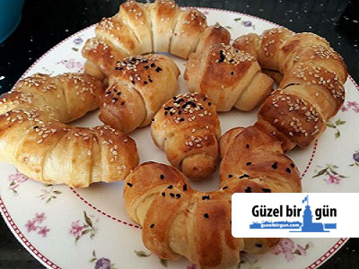 peynirli ay çöreği tarifi